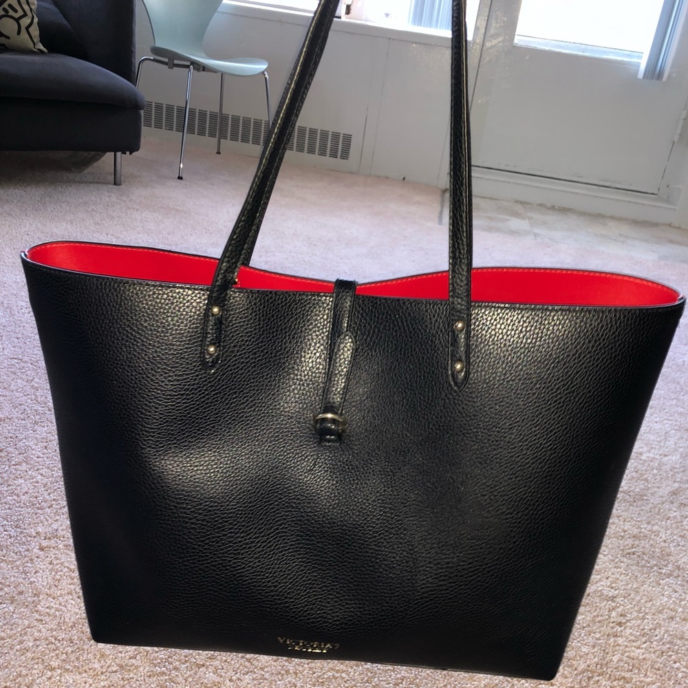 Faux leather Tote